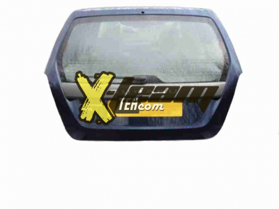 Крышка багажника Forester 03-05 (голая со стеклом)