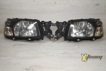 Фара правая Forester 03-05