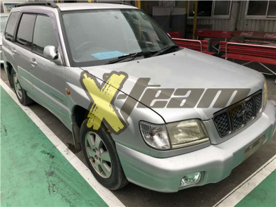 Subaru Forester S 10 2001 года выпуска. 2,0 atmo 4AT