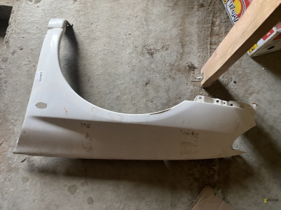 Крыло переднее левое Impreza Sedan 05-07