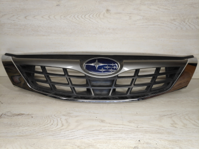 Решетка радиатора Impreza G12
