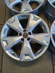 Диск Forester S13 13-15 17x7 ET48 5x100 silver к-кт