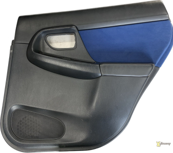 Карта двери задней правая Impreza 02-04 OFF BLACK S.STI