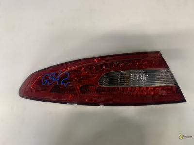 Фонарь задний правый Jaguar XF