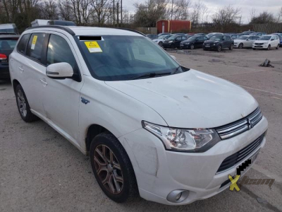 Mitsubishi Outlander PHEV 2015 р.в.
