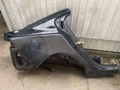 Чверть задня права Jaguar XE X760
