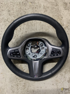 Рульове колесо із кнопками BMW i4 G26
