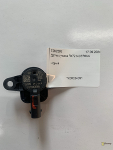 Датчик удара FK7214C676AA