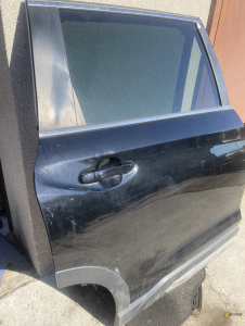 Дверь задняя правая W11 Ascent
