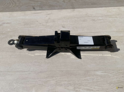 Домкрат W11