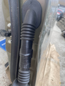 Дверь передняя левая B16 OBK