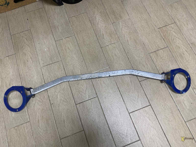 Распорка передних стаканов Cusco G11 S11