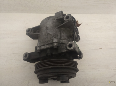 Компрессор кондиционера Impreza 00-02