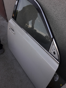 Door Front Right Legacy