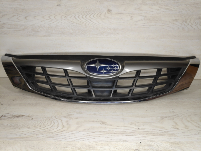 Решетка радиатора Impreza G12