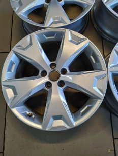Диск Forester S13 13-15 17x7 ET48 5x100 silver к-кт