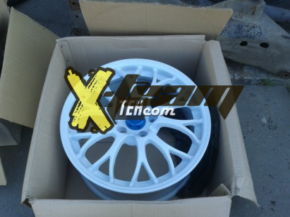 Compomotive White CXR1780