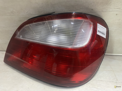 Фонарь задний правый Impreza 00-02