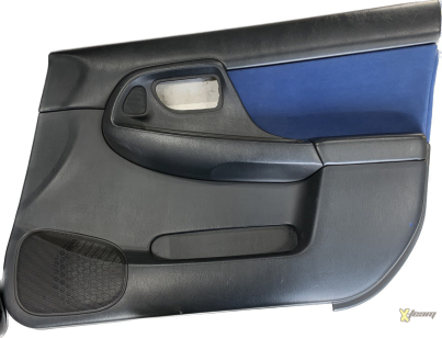 Карта двери передней правая Impreza 02-04 OFF BLACK S.STI