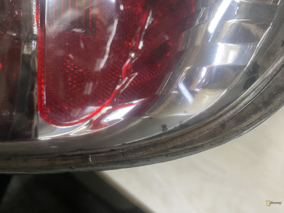 Фонарь задний правый Impreza 00-02