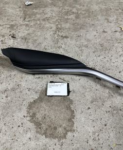 Накладка центральної консолі права BMW i4 G26