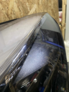 Фара левая Model Y