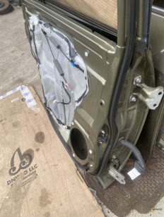 Дверь задняя левая B16 OBK