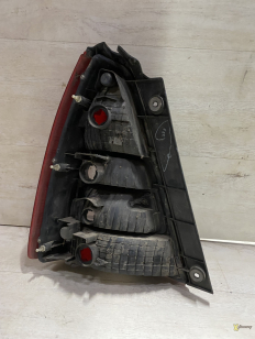 Фонарь задний правый Forester 03-05