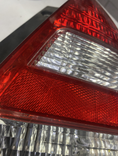 Фонарь задний правый Forester 03-05