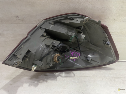 Фонарь задний левый Legacy Wagon 07-09