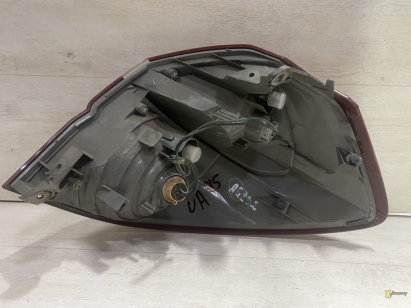Фонарь задний левый Legacy Wagon 07-09