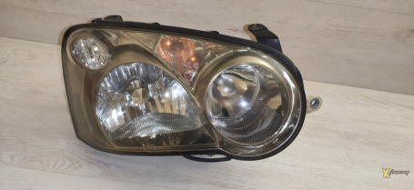 Фара правая Impreza 03-05
