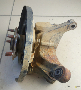 Кулак задний правый B15 OBK 17+
